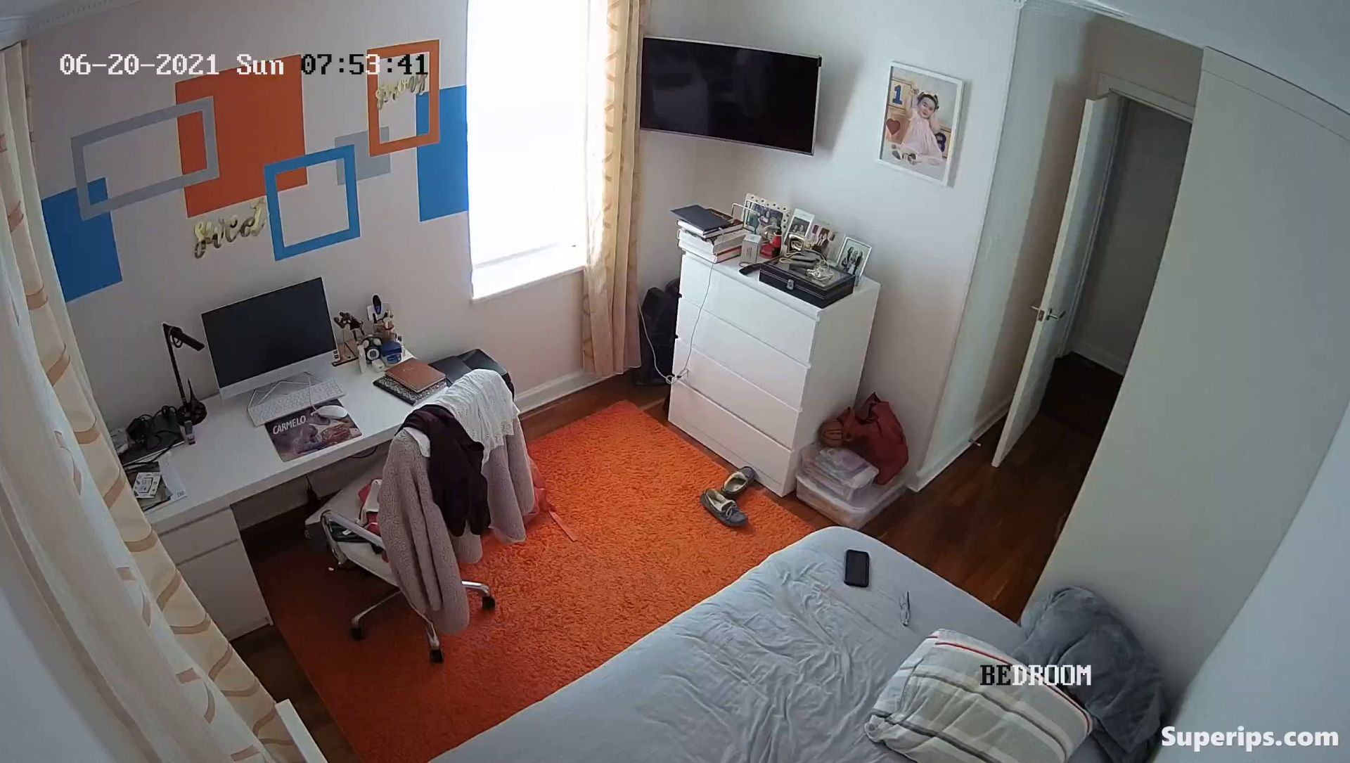 IPCAM – American girl naked watching porn IPCAM – American girl naked watching porn