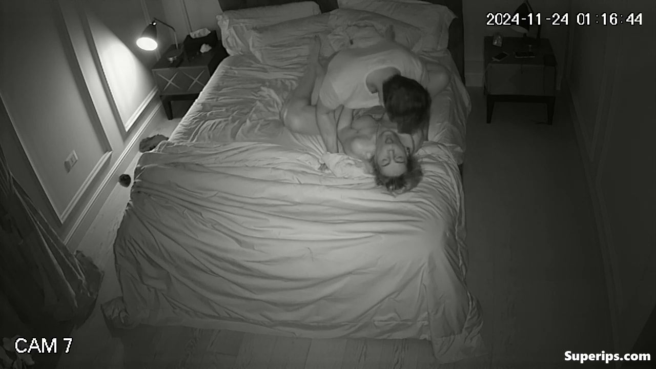 IPCAM – Italian woman is penetrated to orgasm IPCAM – Italian woman is penetrated to orgasm