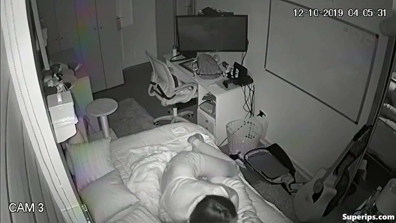 IPCAM – Hot college couple fucks in their dorm room IPCAM – Hot college couple fucks in their dorm room