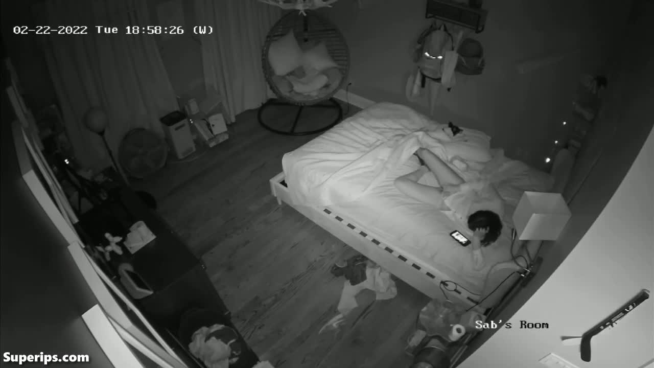 IPCAM – Naughty British teen masturbates while watching porn IPCAM – Naughty British teen masturbates while watching porn