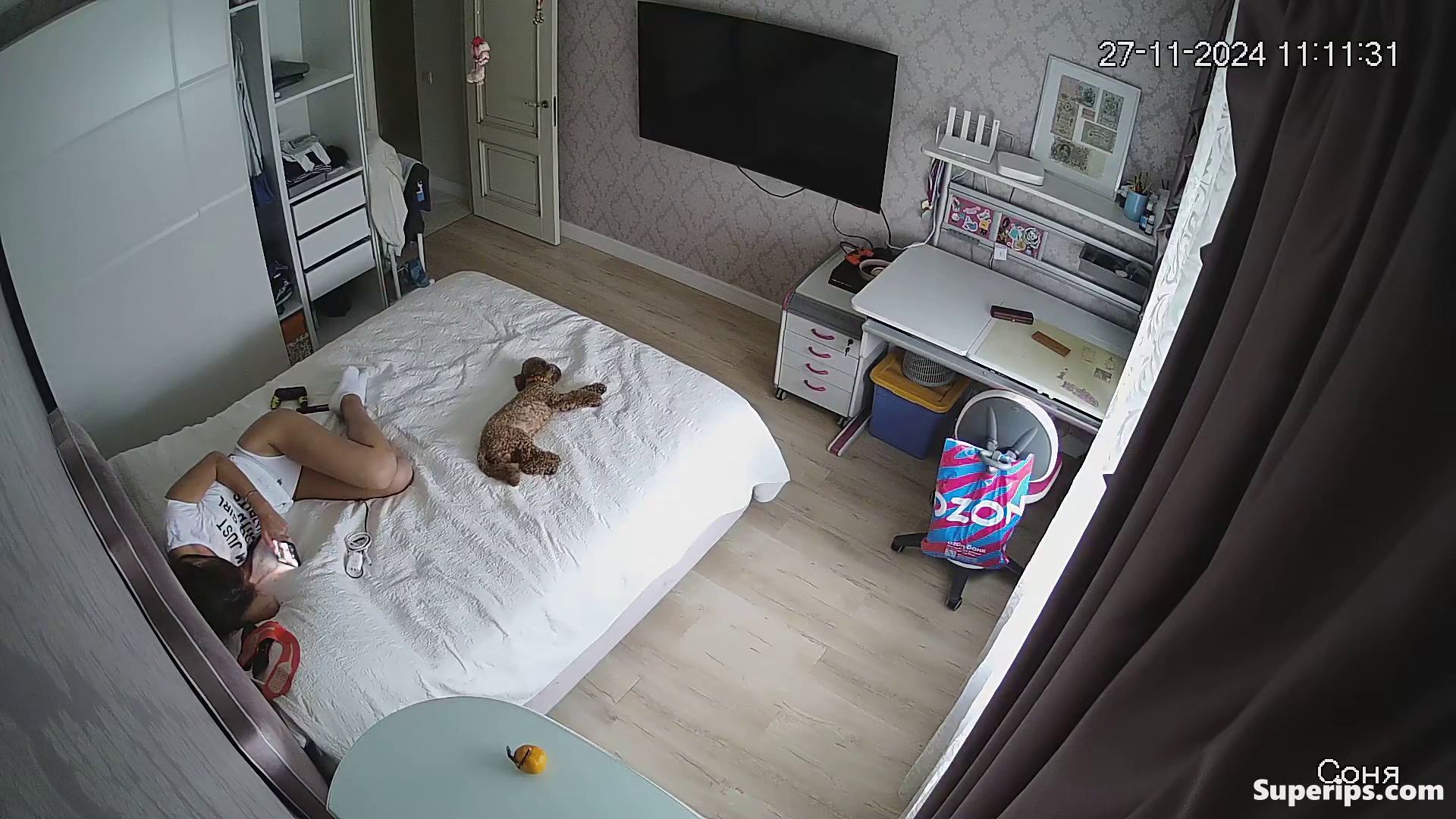 IPCAM – Teen Ukrainian girl is caught watching porn IPCAM – Teen Ukrainian girl is caught watching porn