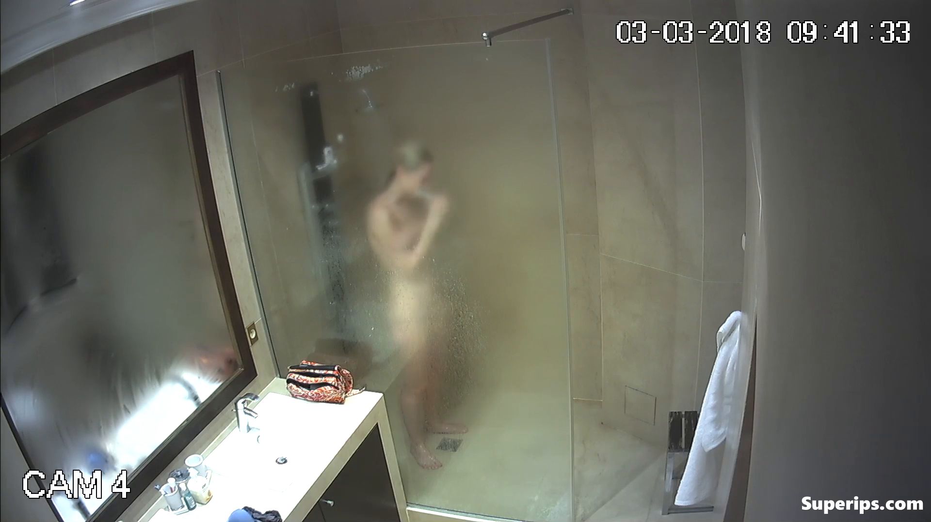 IPCAM – German MILF mom takes a shower IPCAM – German MILF mom takes a shower