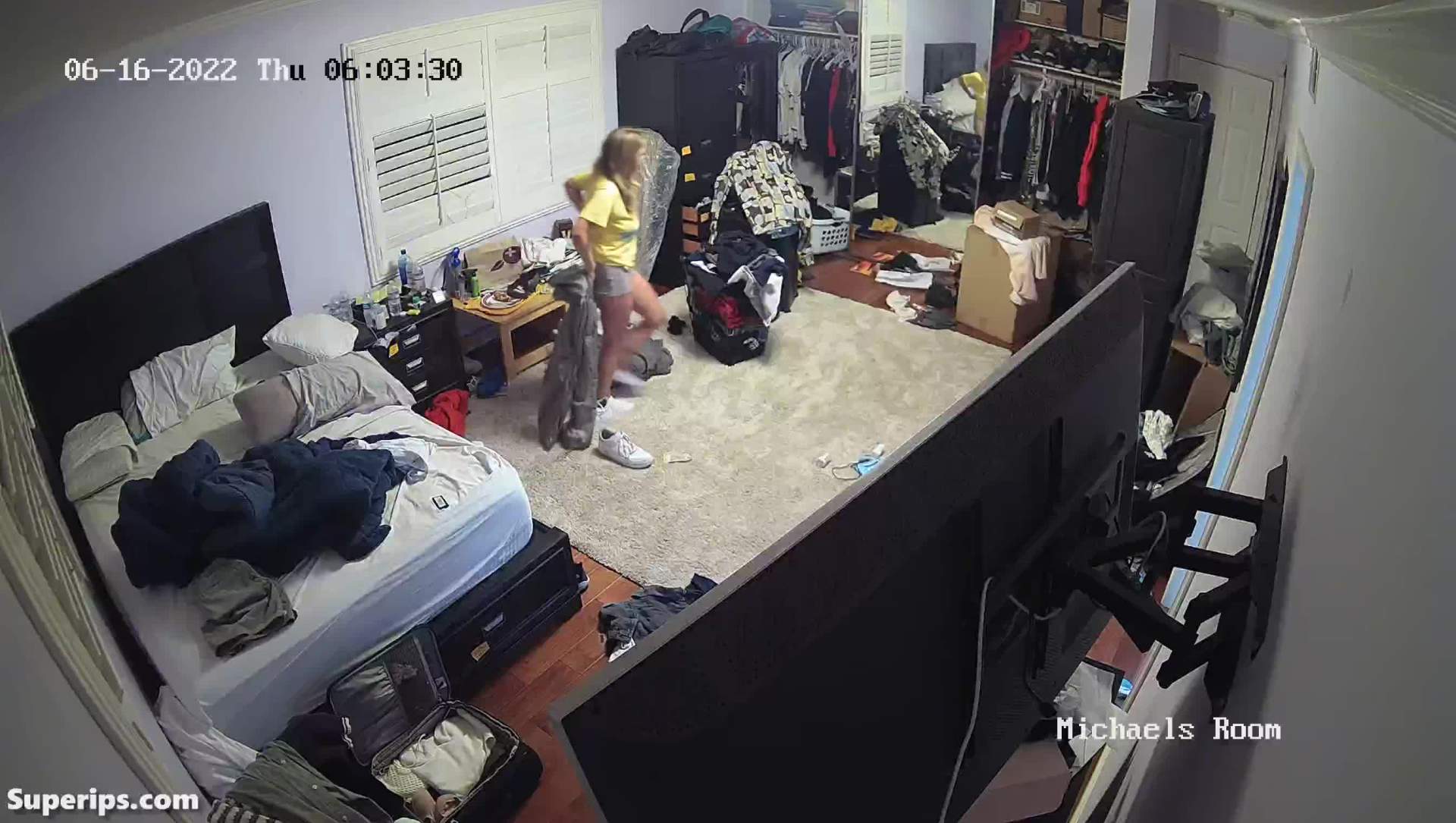 IPCAM – American cheerleader girl changing clothes IPCAM – American cheerleader girl changing clothes