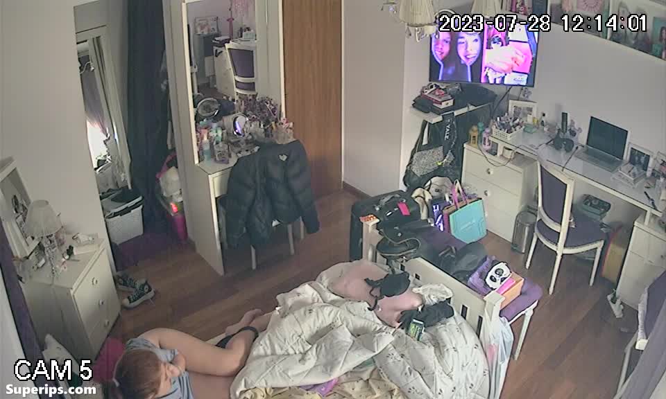 IPCAM – Redhead girl fingers her tight ass IPCAM – Redhead girl fingers her tight ass