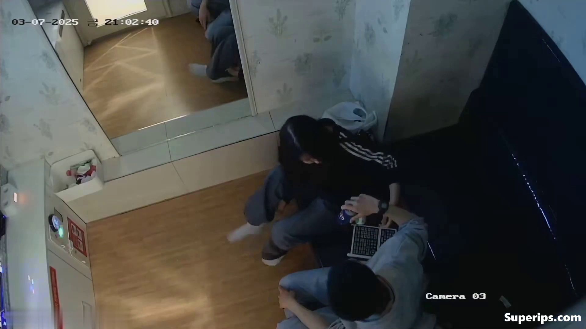 IPCAM – Petite Korean girl rides her boyfriend hard IPCAM – Petite Korean girl rides her boyfriend hard