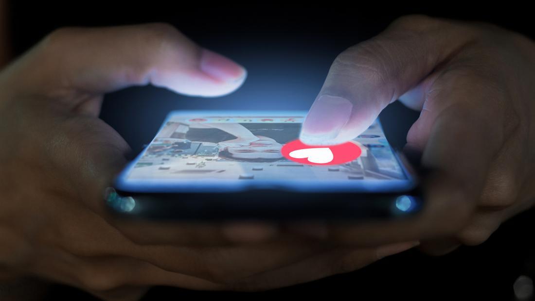 Riset Ungkap Pakai Dating Apps Bisa Tingkatkan Risiko Depresi, Ini Alasannya Riset Ungkap Pakai Dating Apps Bisa Tingkatkan Risiko Depresi, Ini Alasannya