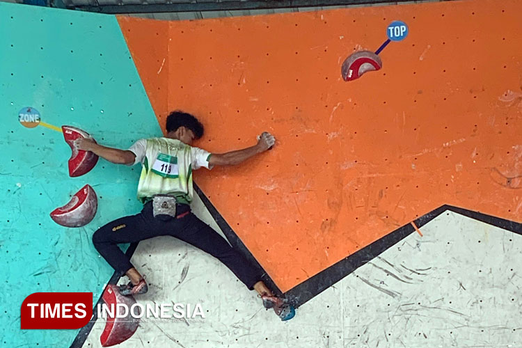 Atlet FPTI Kota Probolinggo Ukir Prestasi Apik di Kejurprov Panjat Tebing Jatim 2025 Atlet FPTI Kota Probolinggo Ukir Prestasi Apik di Kejurprov Panjat Tebing Jatim 2025
