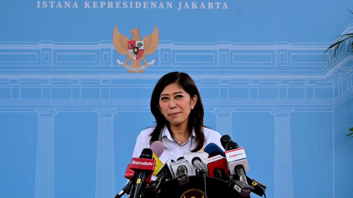 Komdigi Kaji Dampak Tarif Trump ke Sektor Teknologi Indonesia Komdigi Kaji Dampak Tarif Trump ke Sektor Teknologi Indonesia