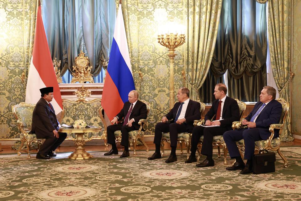 Menko Airlangga Sebut Investor Rusia Tertarik Investasi di Danantara Menko Airlangga Sebut Investor Rusia Tertarik Investasi di Danantara