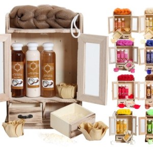 Damen Beauty Wellness Geschenkset 10-tlg Badeset Körperpflege Set im Holzschrank Damen Beauty Wellness Geschenkset 10-tlg Badeset Körperpflege Set im Holzschrank