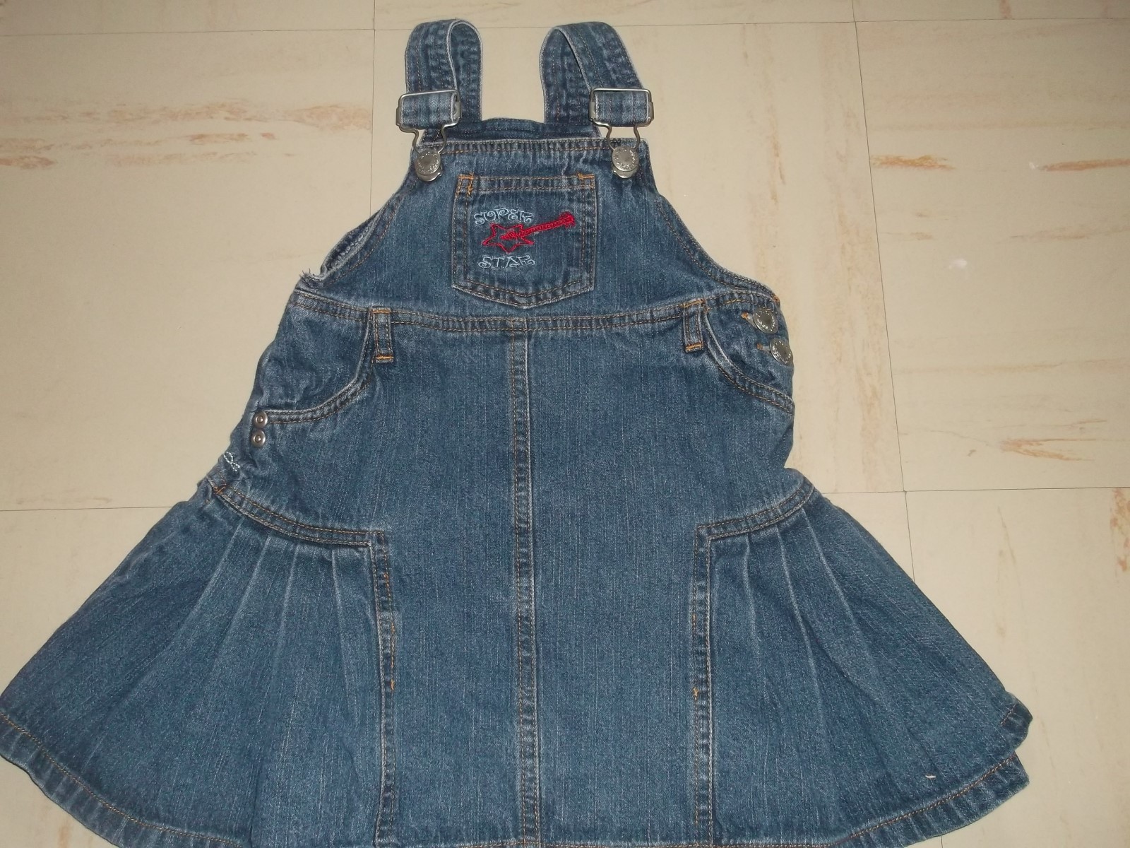 GROS lot 19 vêtements AUTOMNE HIVER fille 3ans + 6 collants GROS lot 19 vêtements AUTOMNE HIVER fille 3ans + 6 collants