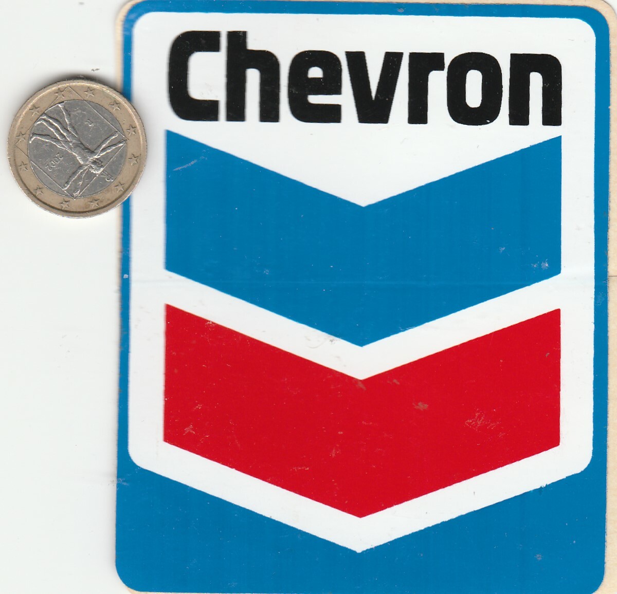 AUTOCOLLANTS .  Automobile. CHEVRON