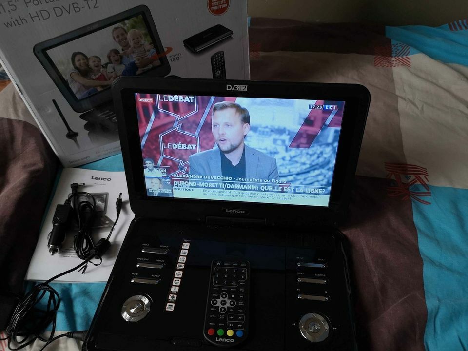 Lenco lecteur television DVD 12 pouces -USB – SD – DVB-t2 – TV Noir