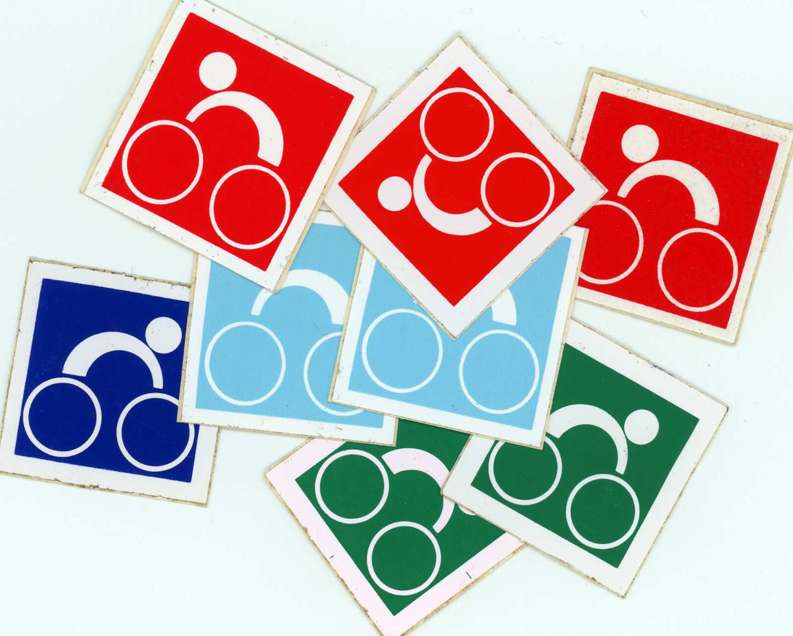 Lot de 8 autocollants de la revue Le Cycle Lot de 8 autocollants de la revue Le Cycle