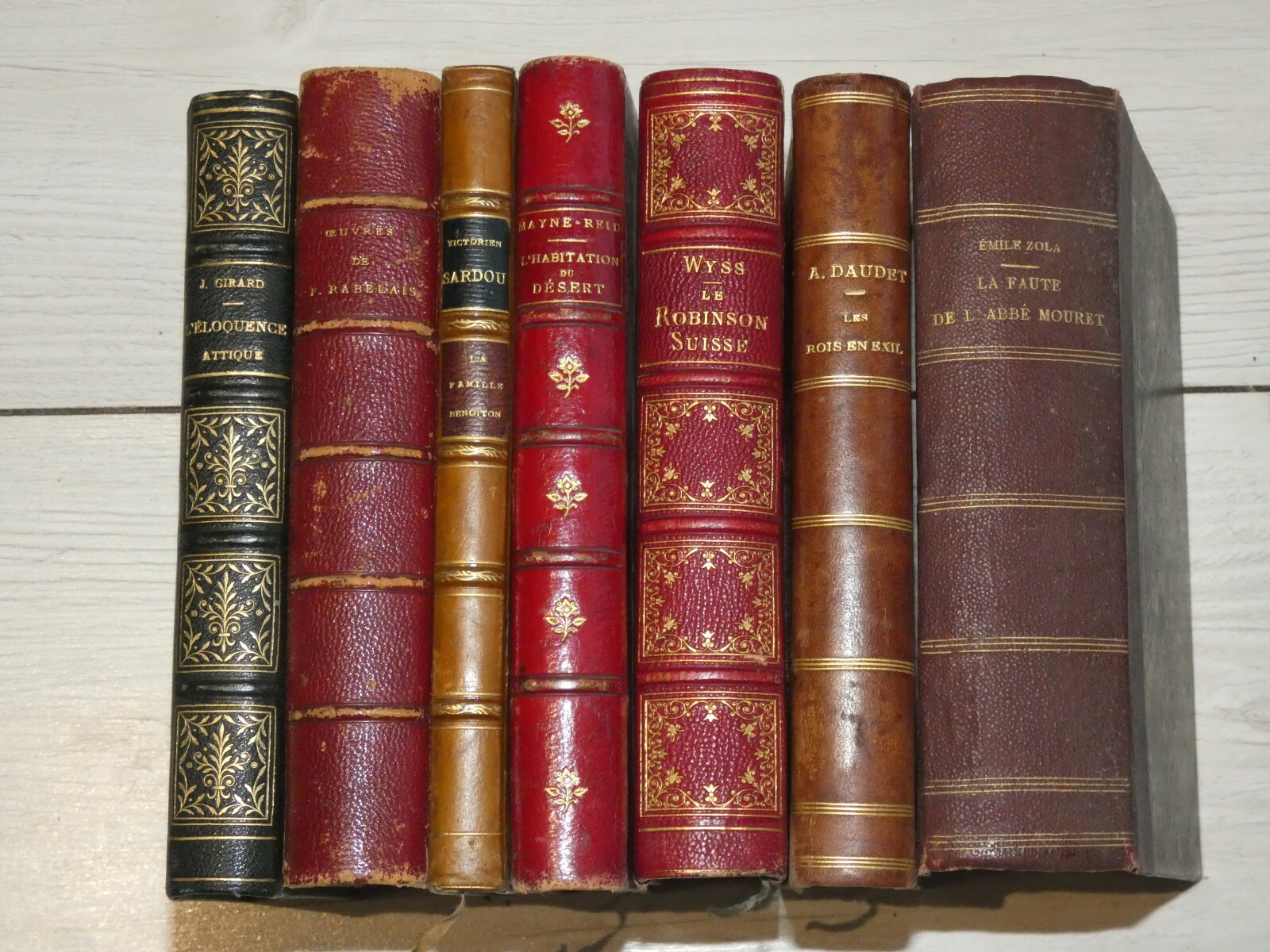 Lot de reliures livres anciens XIXème Lot de reliures livres anciens XIXème