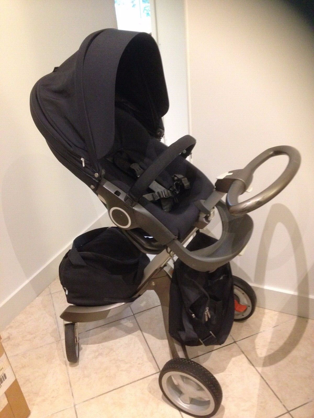 Poussette Stokke + Nacelle + Kit hiver & été Poussette Stokke + Nacelle + Kit hiver & été