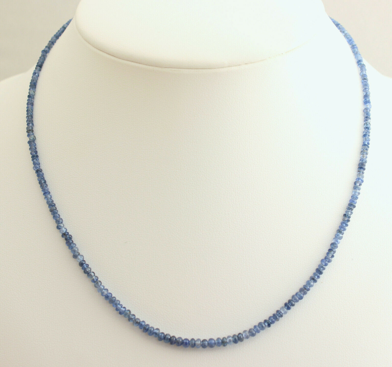 Nature Saphir Collier de Pierres Précieuses Lentilles Bleu Bijoux en 45 CM Nature Saphir Collier de Pierres Précieuses Lentilles Bleu Bijoux en 45 CM