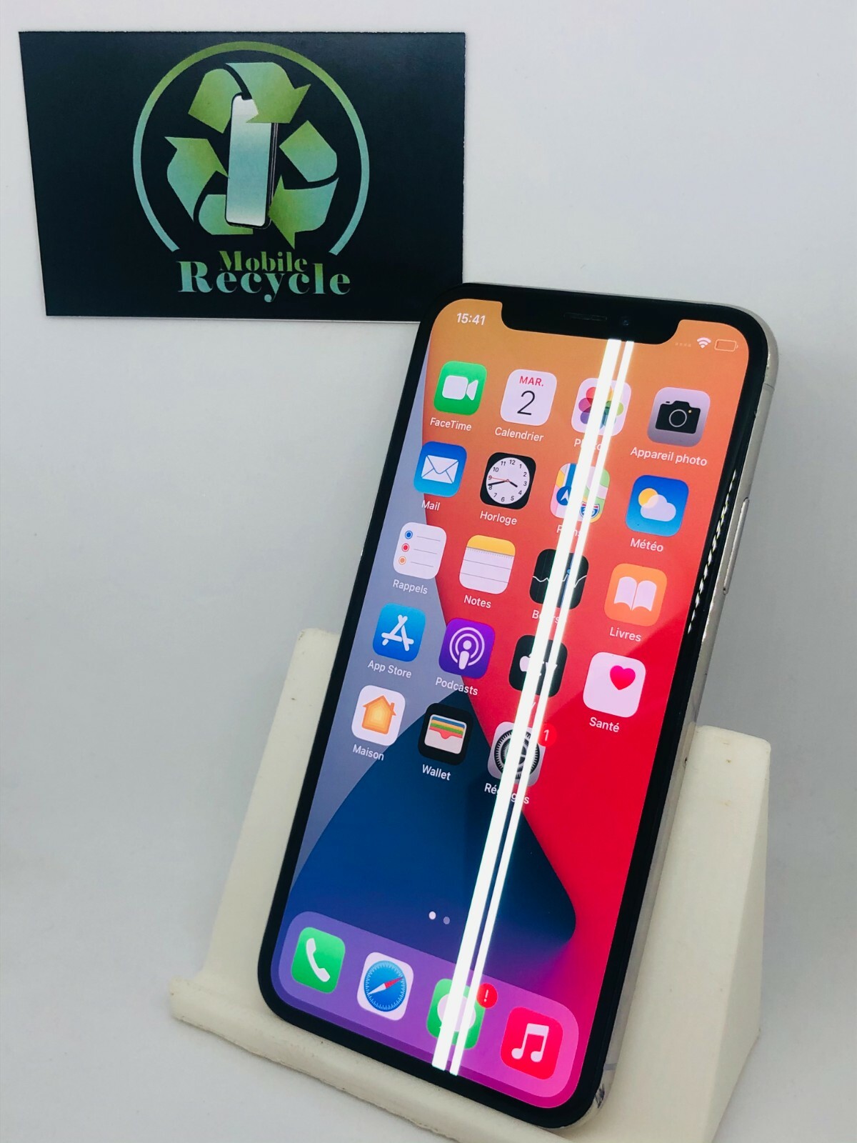 iPhone X 64Go Blanc / S’ALLUME / PB, pas de compte icloud, débloqué iPhone X 64Go Blanc / S’ALLUME / PB, pas de compte icloud, débloqué