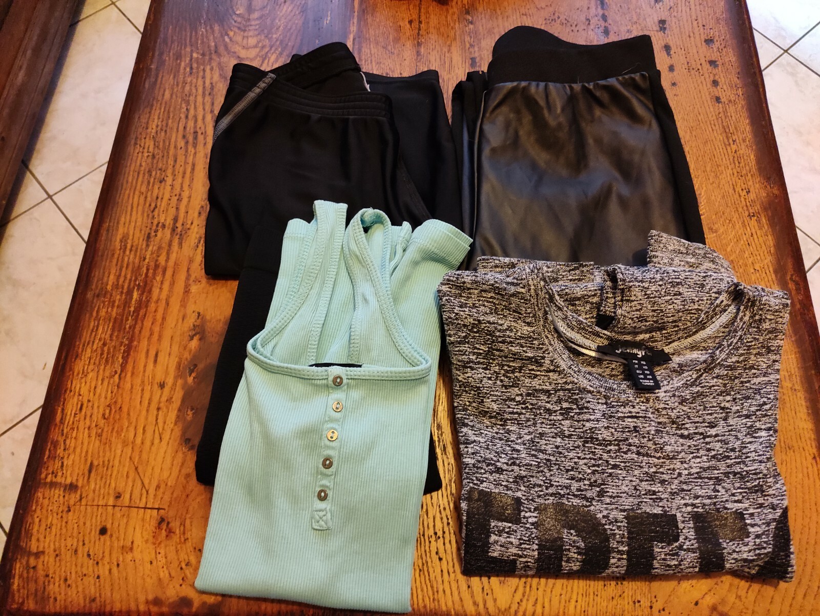 Lot de 5 Vêtements femme taille S