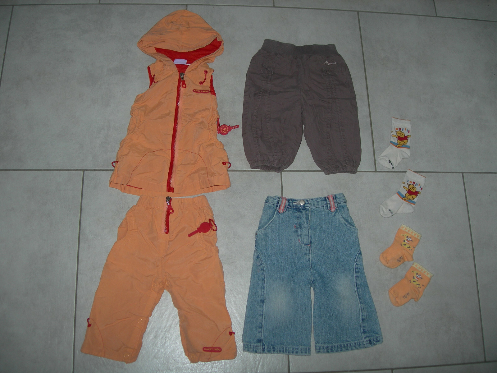 Lot vêtements fille 6 mois Lot vêtements fille 6 mois