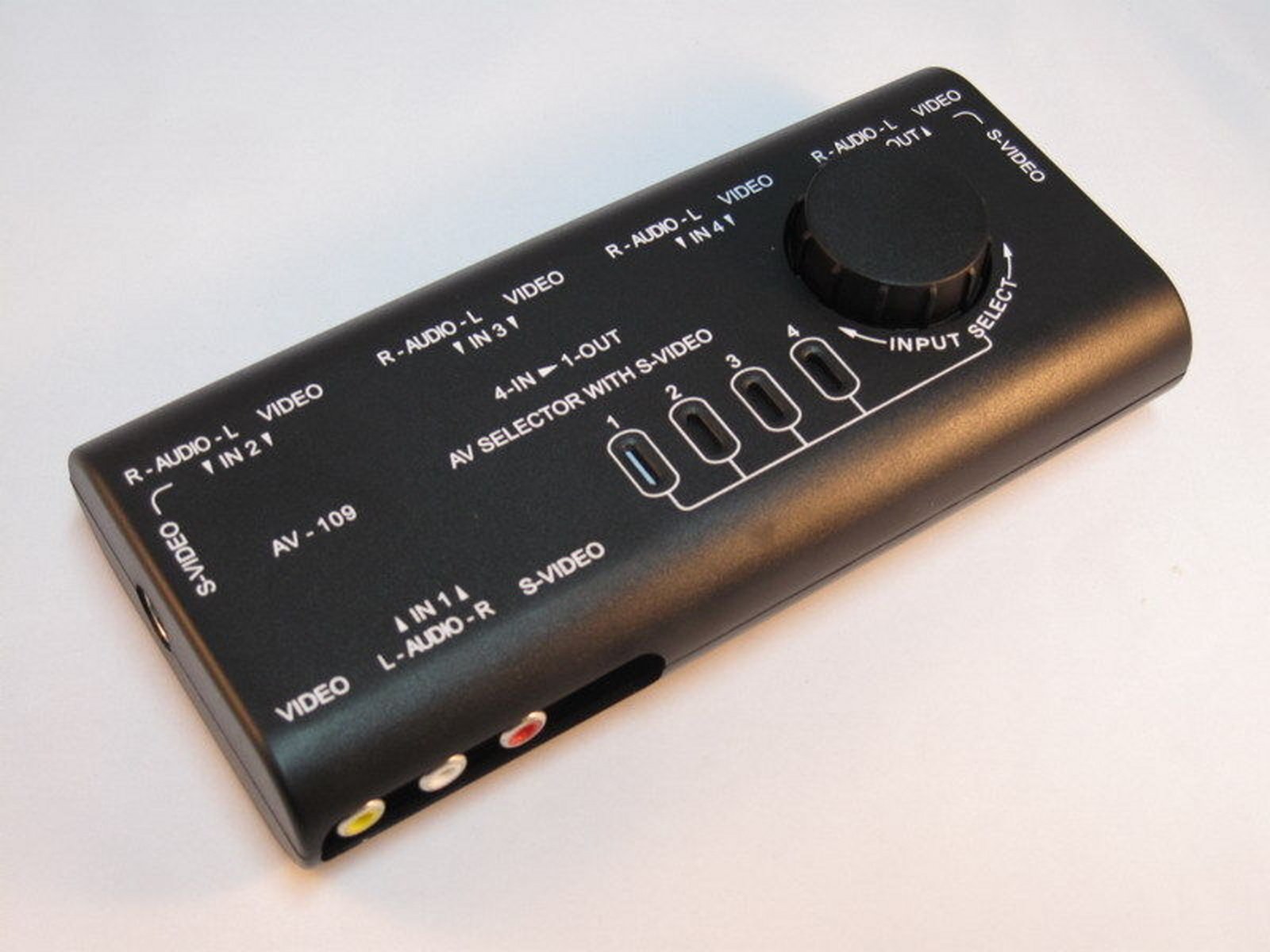 4fach Vidéo Commutateur Svhs Rca DVD / Récepteur / Jeux #o629 4fach Vidéo Commutateur Svhs Rca DVD / Récepteur / Jeux #o629