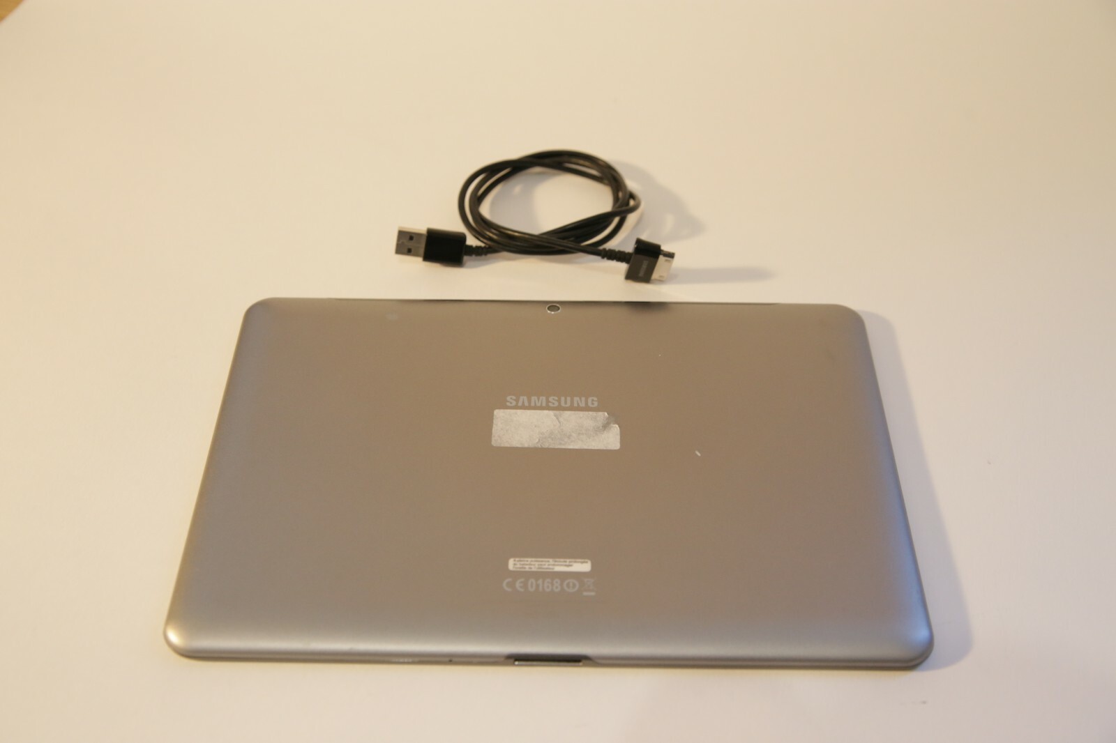 Tablette Galaxy Tab 2 GT-P5110 + câble