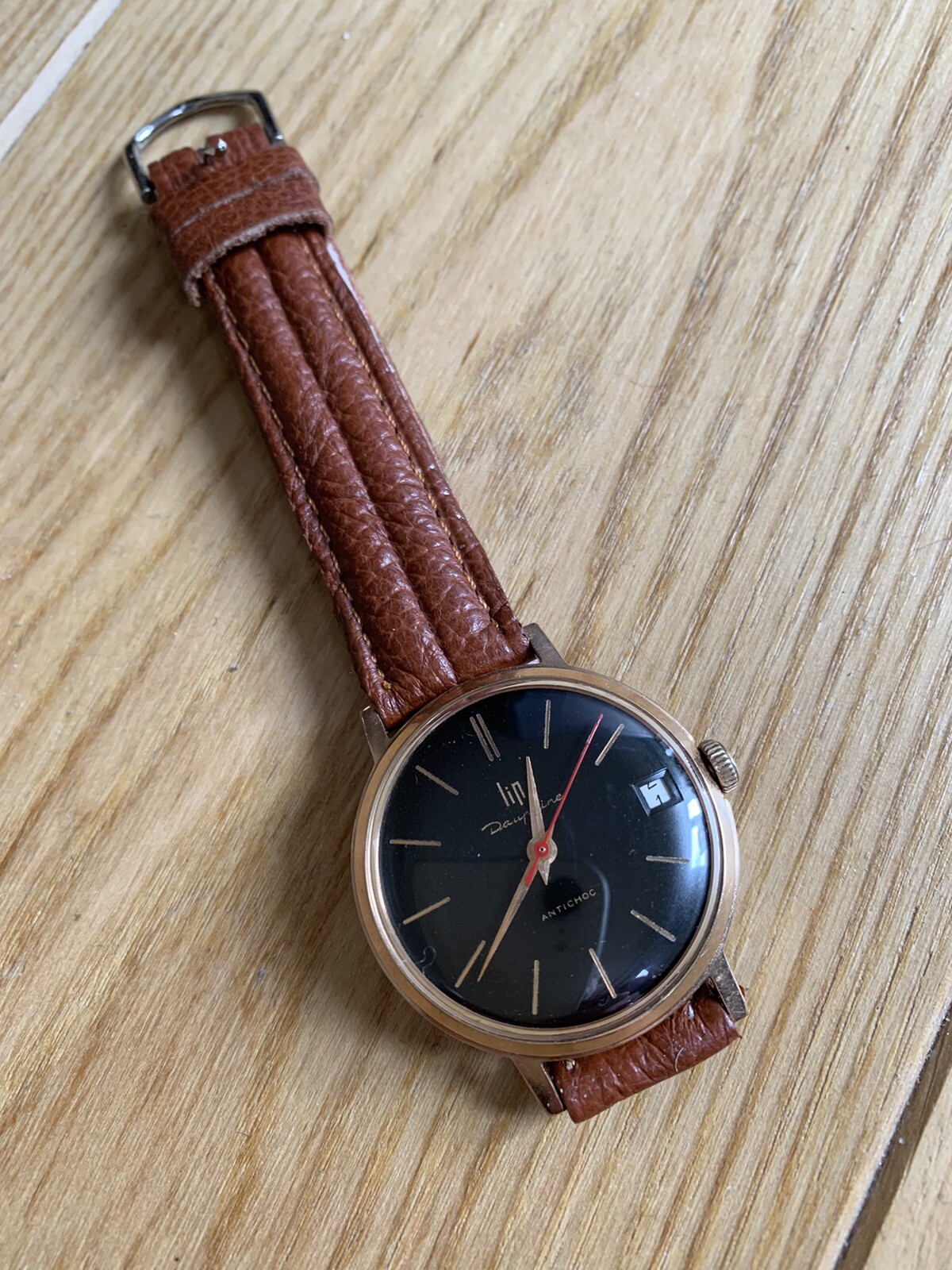 montre homme bracelet cuir Lip Dauphine montre homme bracelet cuir Lip Dauphine