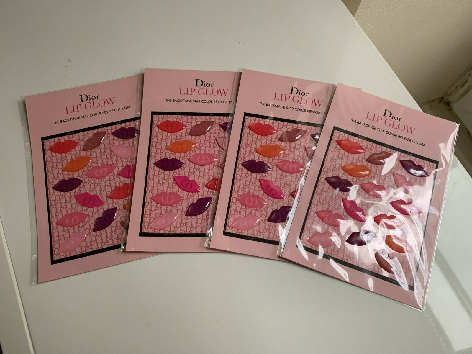 Lot de 4 Planches de 15 Autocollants / Stickers LIP GLOW de DIOR Neufs