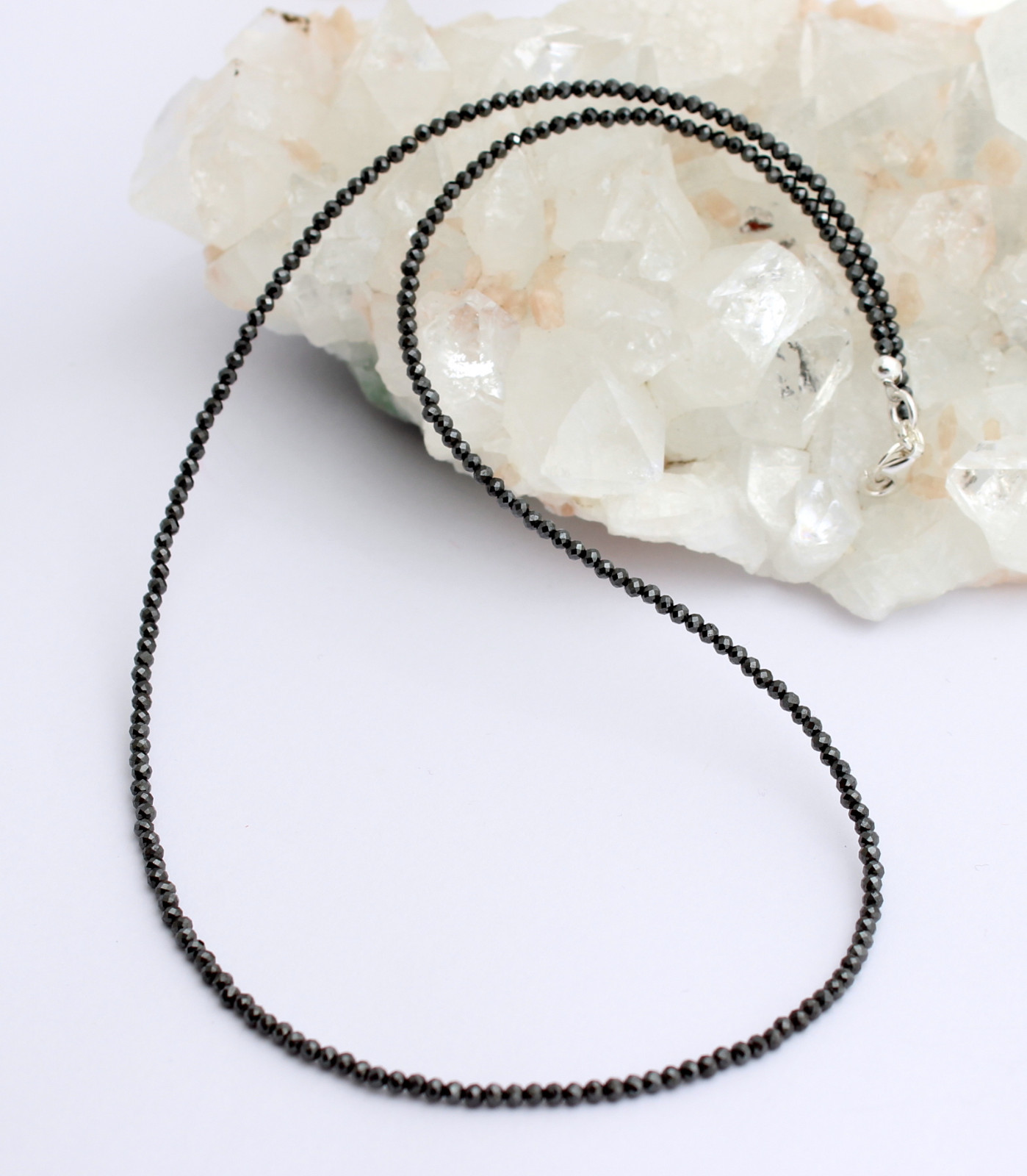 Hématite Collier de Pierres Précieuses Boule Chaîne Bijoux Métallique Noir Neuf Hématite Collier de Pierres Précieuses Boule Chaîne Bijoux Métallique Noir Neuf