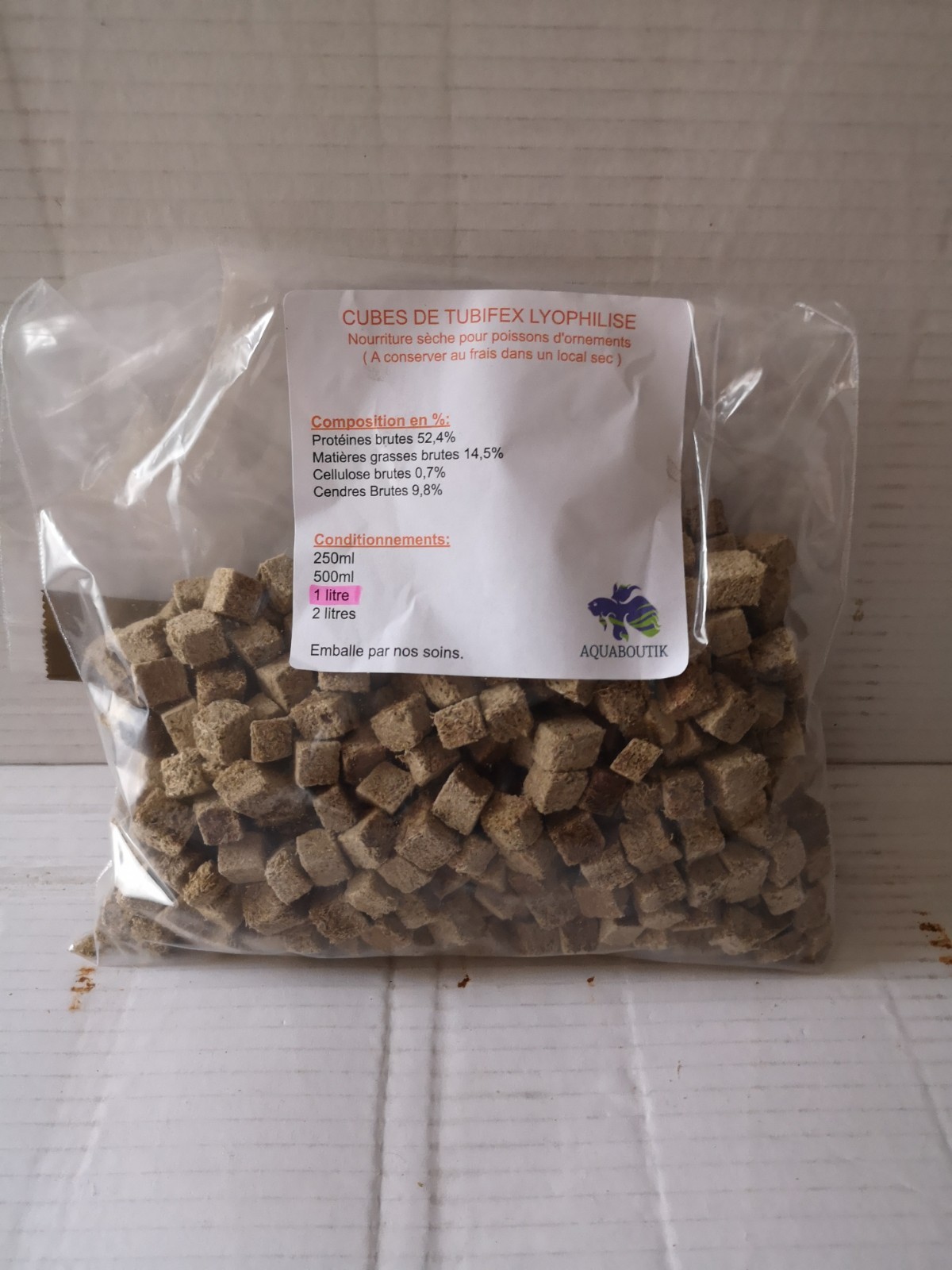 ALIMENT POISSONS AQUARIUM TROPICAUX NOURRITURE TUBIFEX LYOPHILISE CUBE ALIMENT POISSONS AQUARIUM TROPICAUX NOURRITURE TUBIFEX LYOPHILISE CUBE