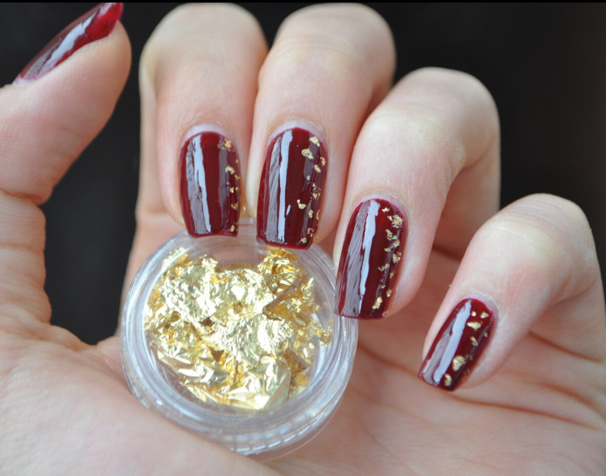 Feuilles d’or pour nail art ongle manucure pose de gel uv Feuilles d’or pour nail art ongle manucure pose de gel uv