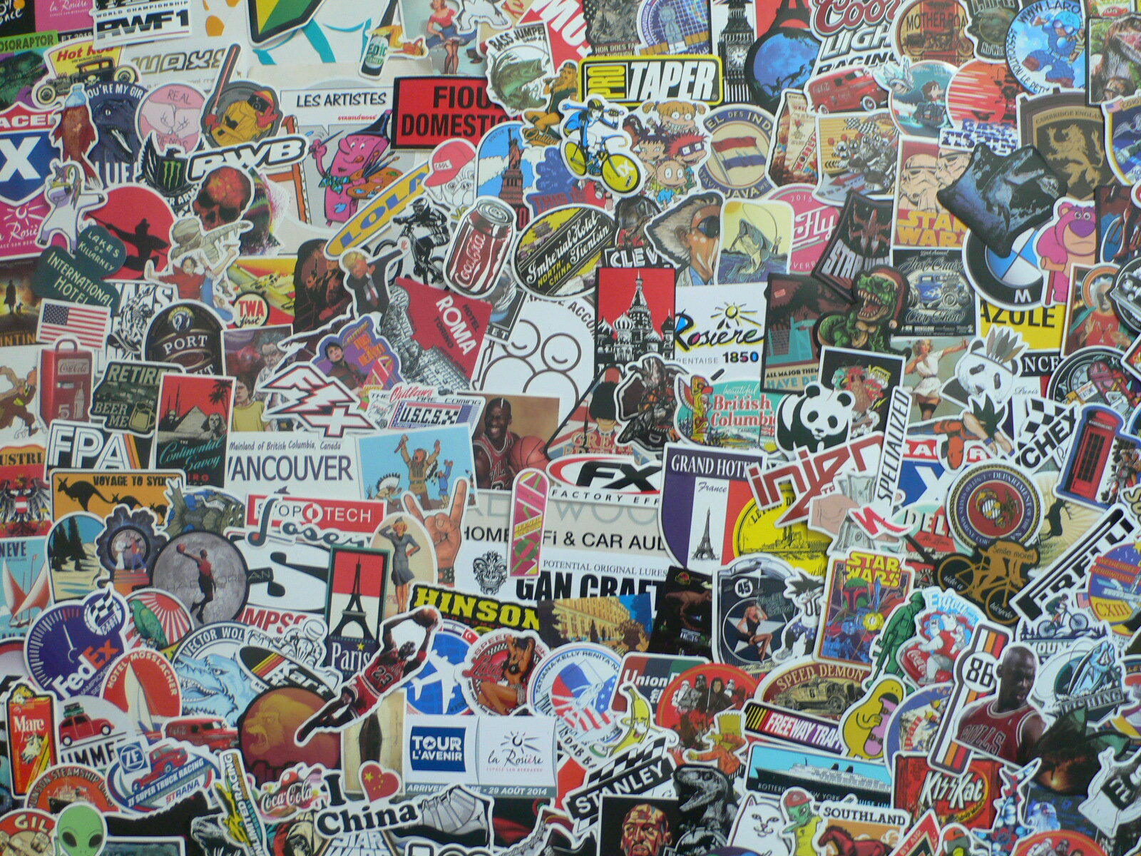 LOT DE 275 AUTOCOLLANTS THEMES DIVERS – TOUS DIFFERENTS