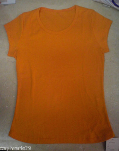 Vêtements T-Shirt Femme Taille 40 Manga Coupe Nouveau Caymaris Modèle 9 Vêtements T-Shirt Femme Taille 40 Manga Coupe Nouveau Caymaris Modèle 9