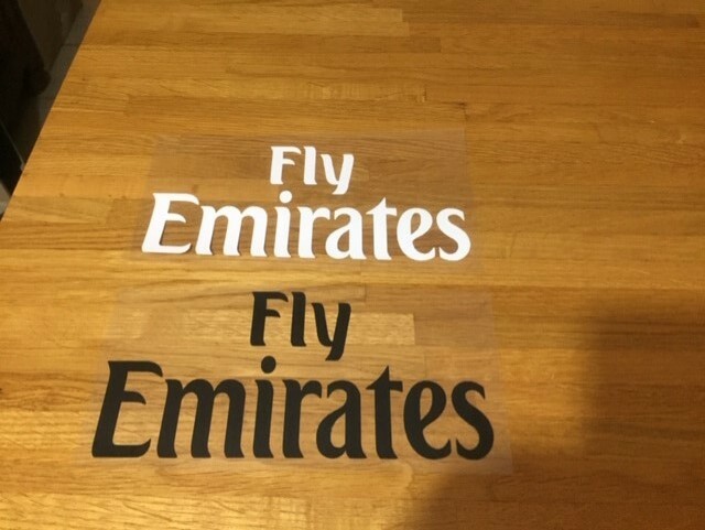 FLY EMIRATES PATCH FLOCAGE FOOTBALL SPONSOR VINTAGE – 20 CM PAR 9.5 CM FLY EMIRATES PATCH FLOCAGE FOOTBALL SPONSOR VINTAGE – 20 CM PAR 9.5 CM