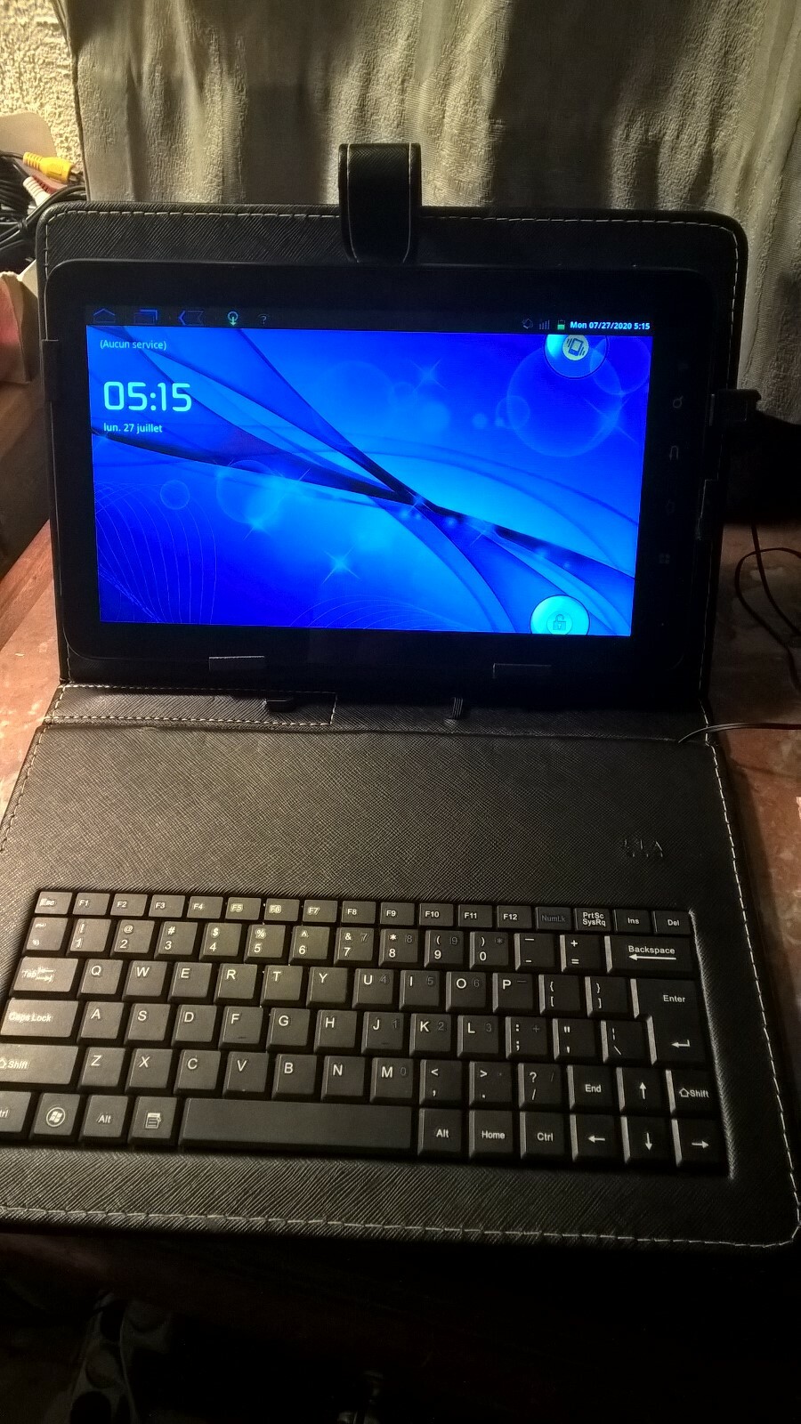 Tablette Zepad 10″ 19 volt sans chargeur Tablette Zepad 10″ 19 volt sans chargeur