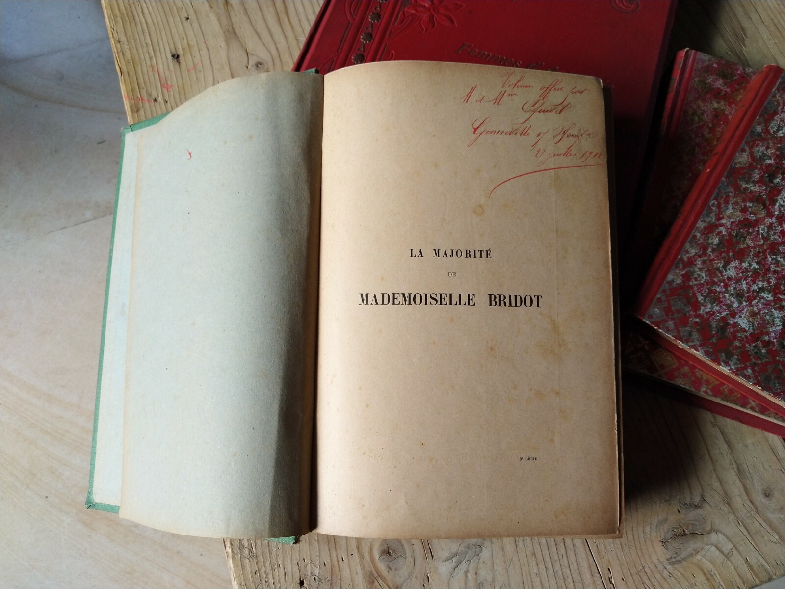 Lot de 4 livres anciens Lot de 4 livres anciens