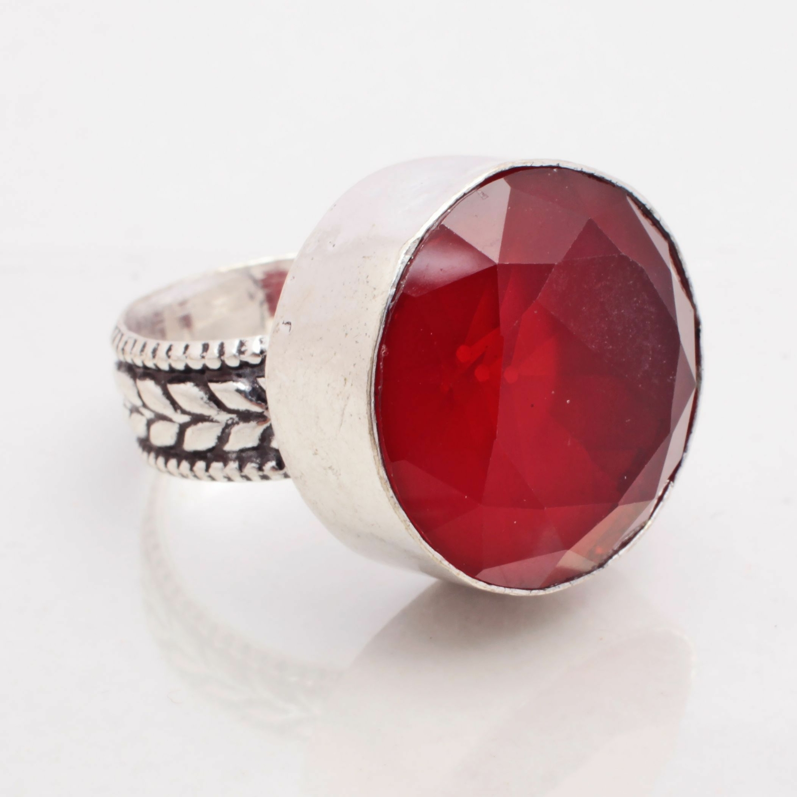 À Facettes Cornaline Bijoux Ethniques De Pierres Précieuses À Facettes Cornaline Bijoux Ethniques De Pierres Précieuses