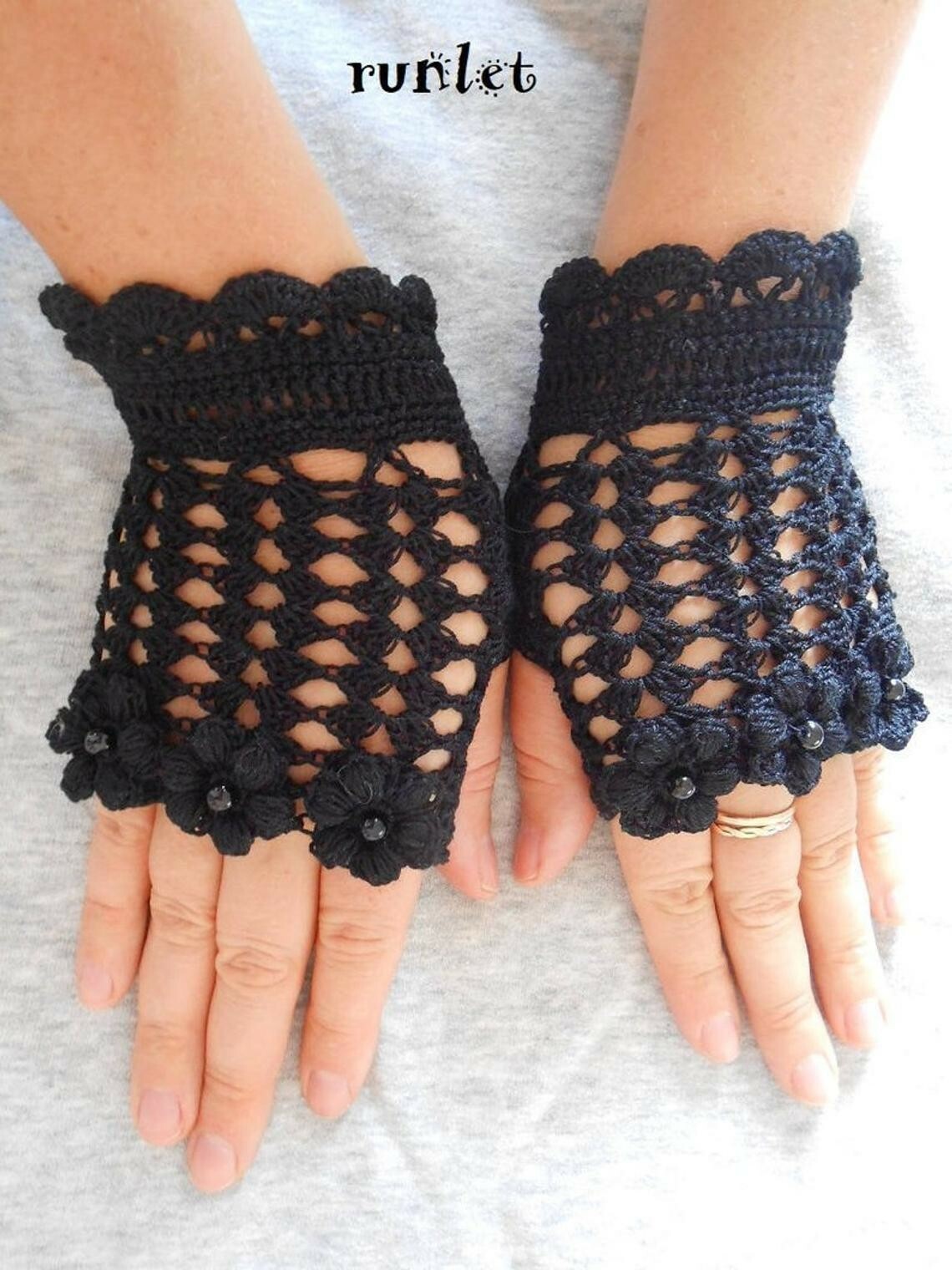 mitaine femme en dentelle au crochet,accessoires au crochet,cadeau femme