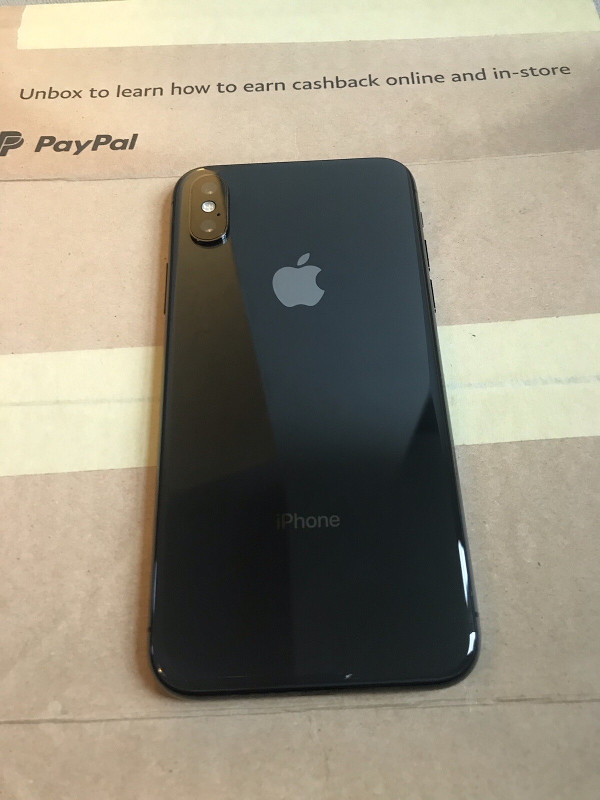 Apple IPHONE X – 64gb – Espace Gris – Débloqué – Excellent État Apple IPHONE X – 64gb – Espace Gris – Débloqué – Excellent État