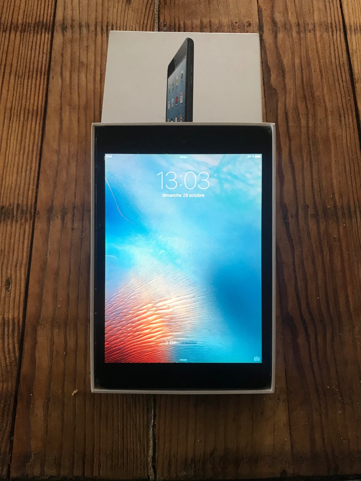 ipad mini 32go modèle A1432 Fonctionne mais écran cassé. ipad mini 32go modèle A1432 Fonctionne mais écran cassé.