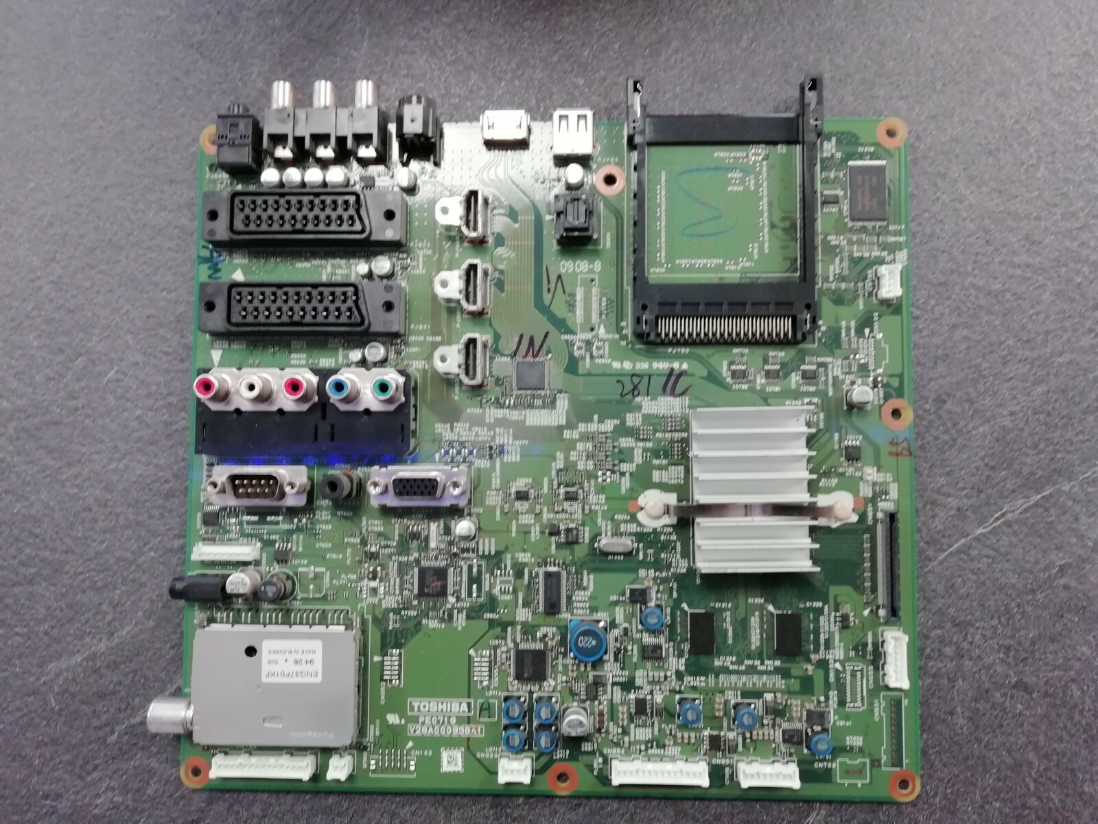 CARTE MERE TV TOSHIBA 40LV675D CARTE MERE TV TOSHIBA 40LV675D