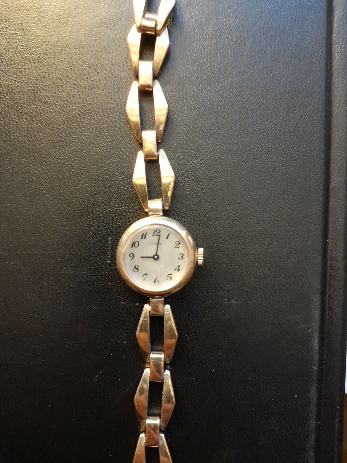 montre femme newton