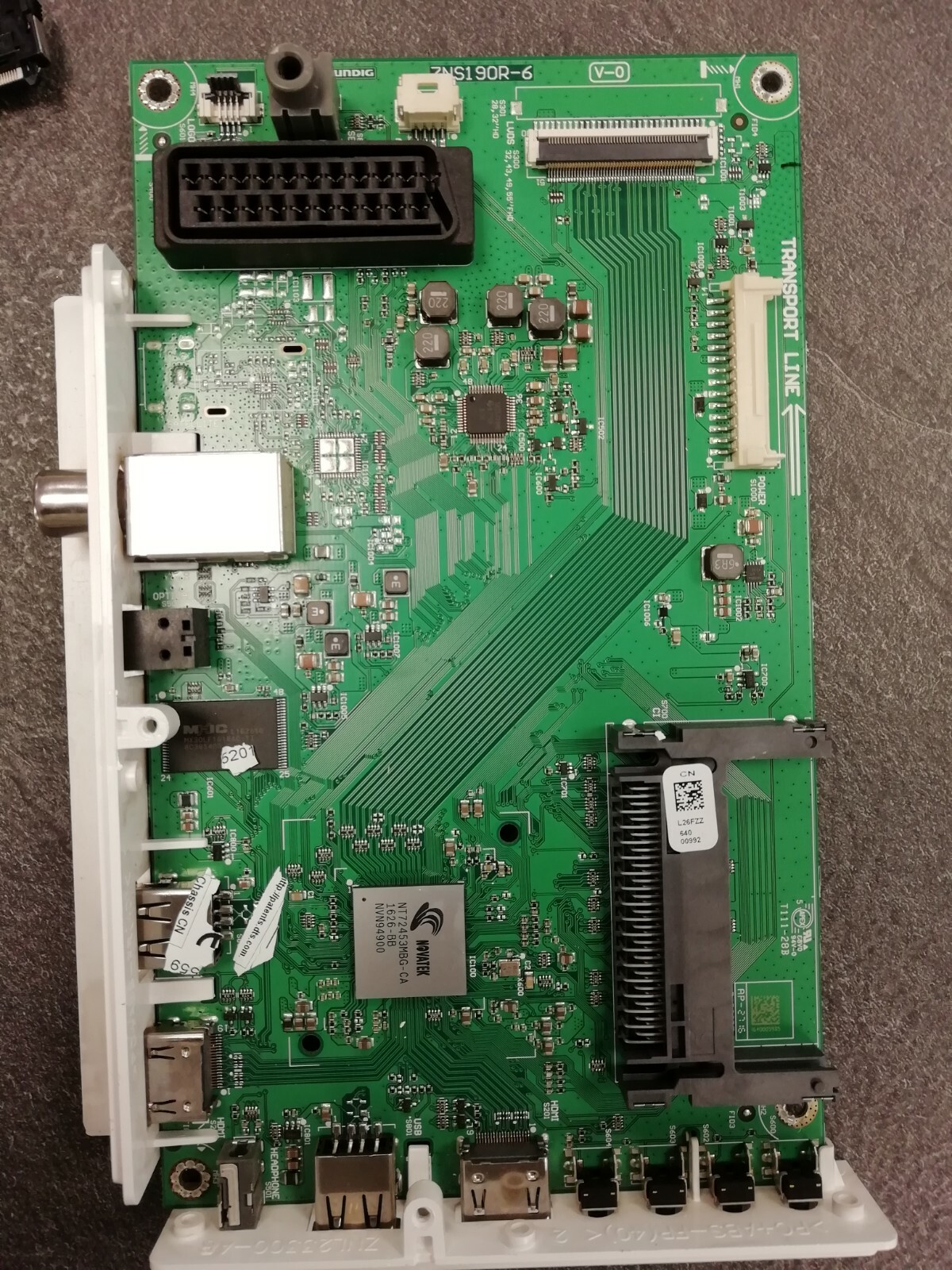 CARTE MERE TV GRUNDIG  43 VLE 4523 WF