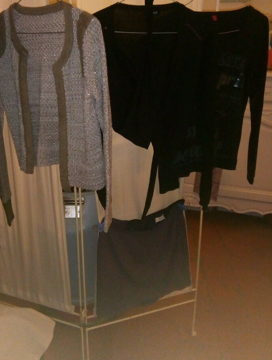 Lot 4 Vêtements Femme S/1 Kookaï/Esprit/La Petite Étoile Lot 4 Vêtements Femme S/1 Kookaï/Esprit/La Petite Étoile