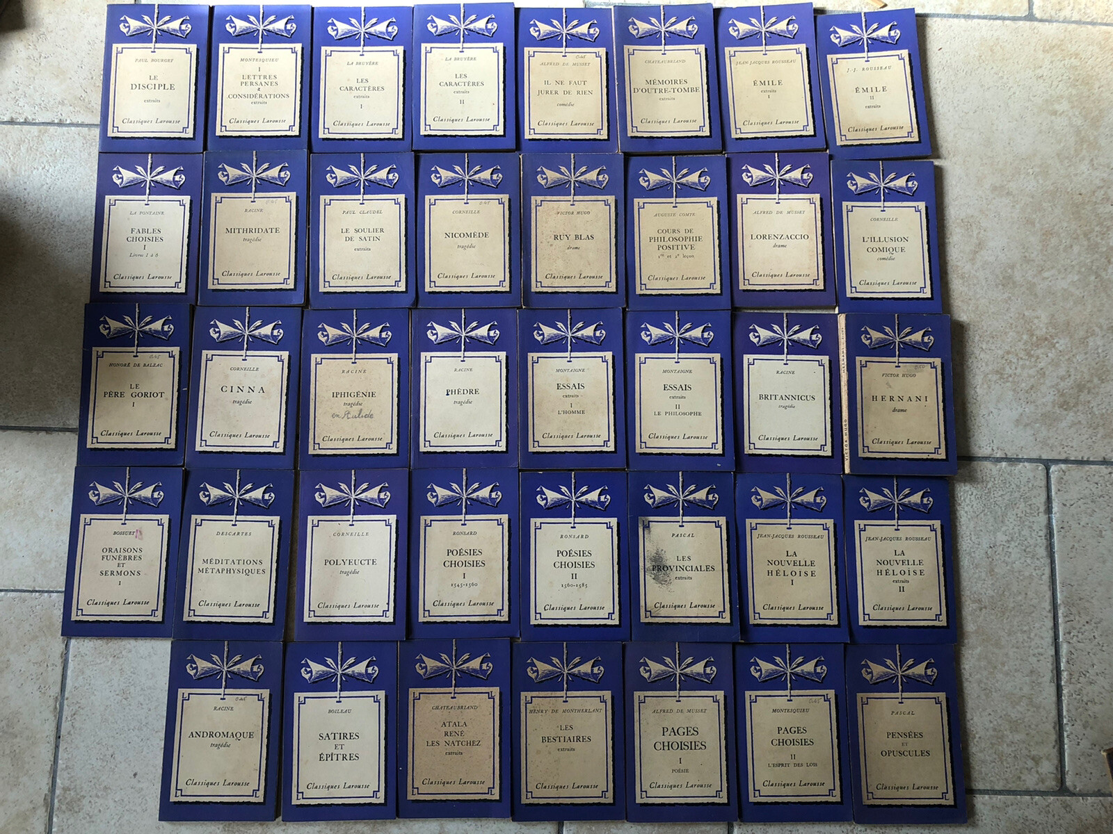 livres anciens Collection Classique Larousse Années 30 à 40. Lot De 39 Livres livres anciens Collection Classique Larousse Années 30 à 40. Lot De 39 Livres