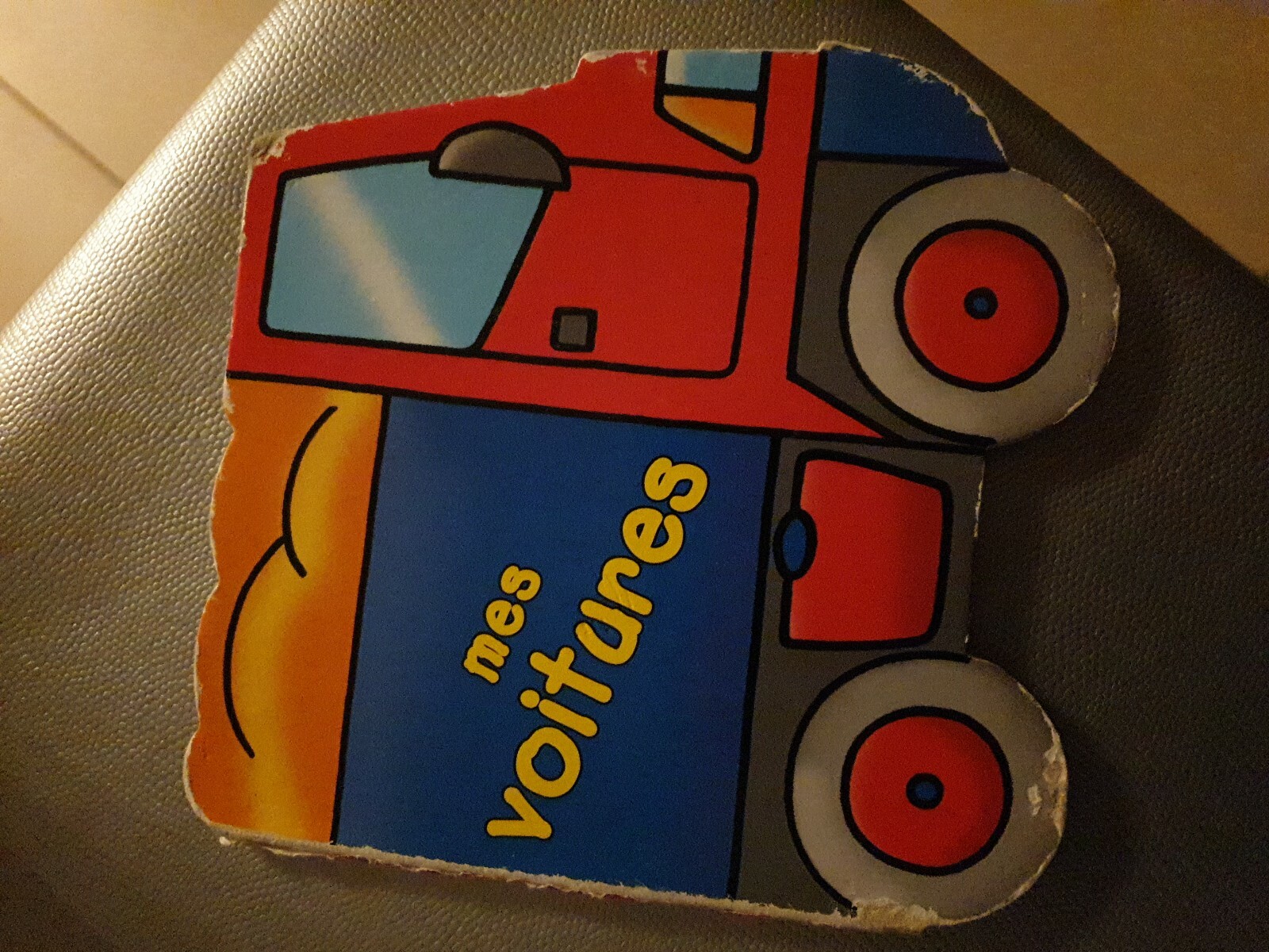 Livre premier age carton mes voitures jeu jouet bébé bon etat Livre premier age carton mes voitures jeu jouet bébé bon etat