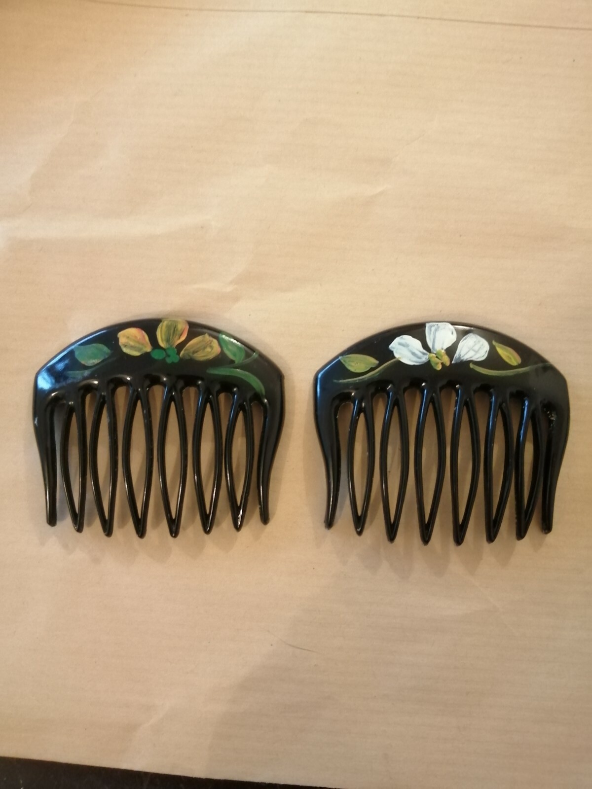 VINTAGR HAIR COMB CHEVEUX COLLECTION PEIGNES LOT