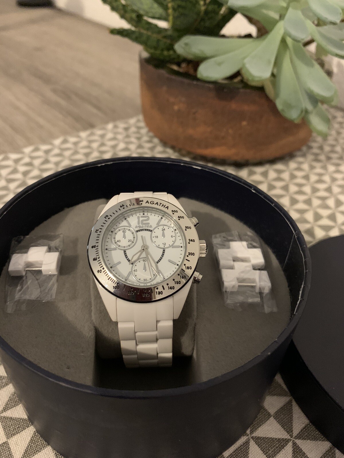 Montre Femme Agatha