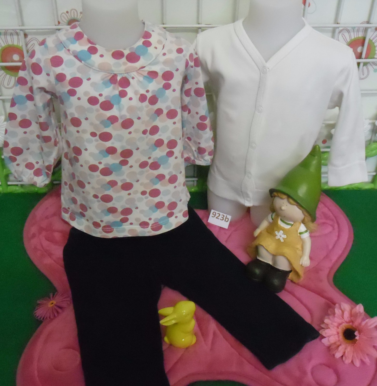 vêtements fille 12 mois,gilet LA C DES PETITES,leggins OKAIDI,tunique vêtements fille 12 mois,gilet LA C DES PETITES,leggins OKAIDI,tunique