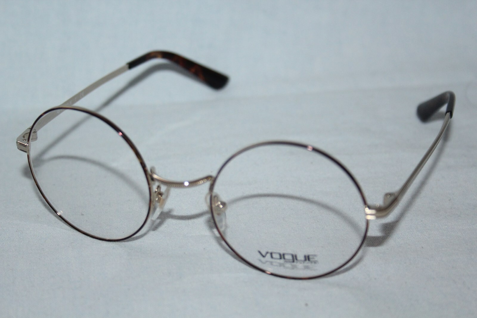 Monture Lunettes Optique Femme VOGUE Rondes Métal Doré – VO 4086 5078 Monture Lunettes Optique Femme VOGUE Rondes Métal Doré – VO 4086 5078